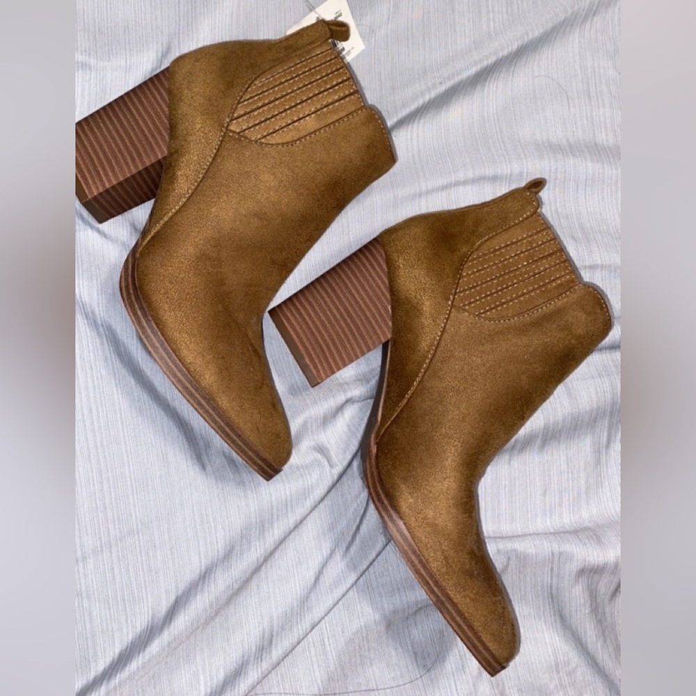 Never worn